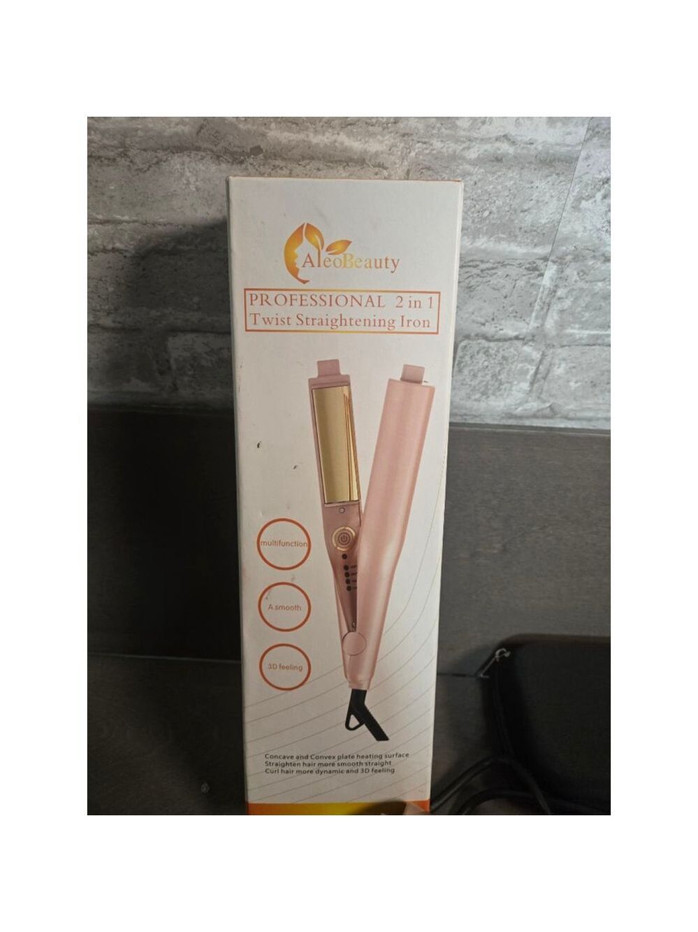 AleoBeauty 2-in-1 Twist Straightening Iron One Size Rose Gold Gold